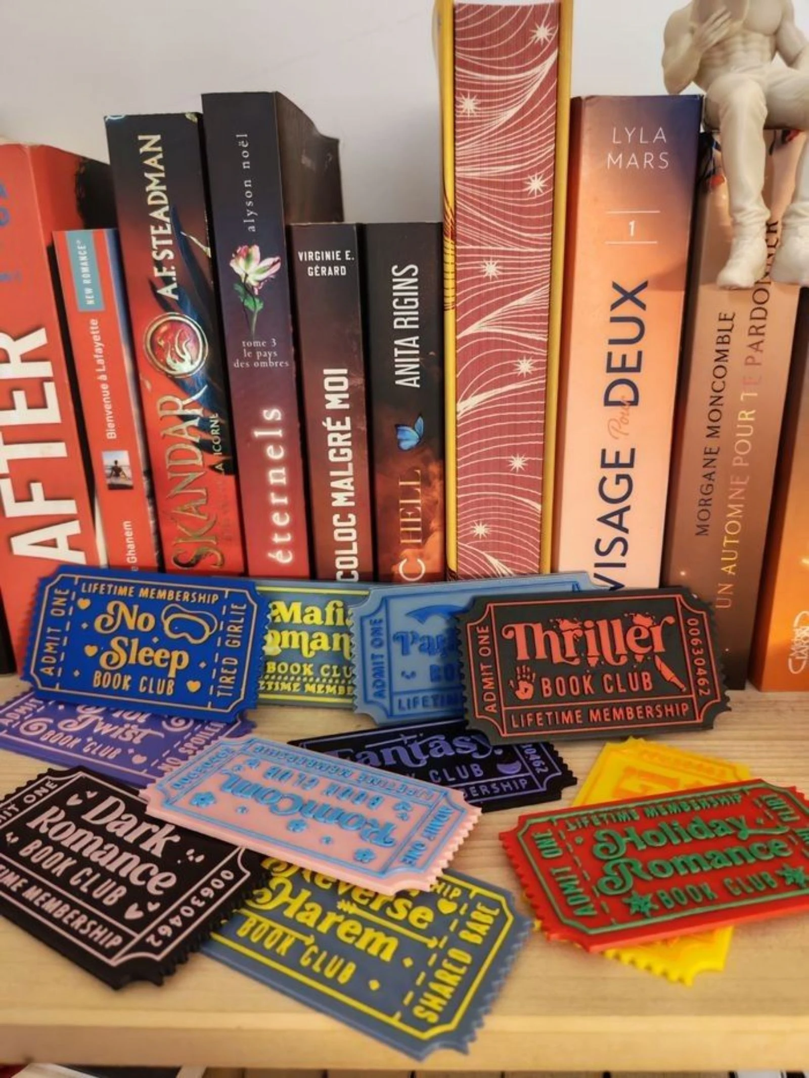 Book club ticket – photo 5